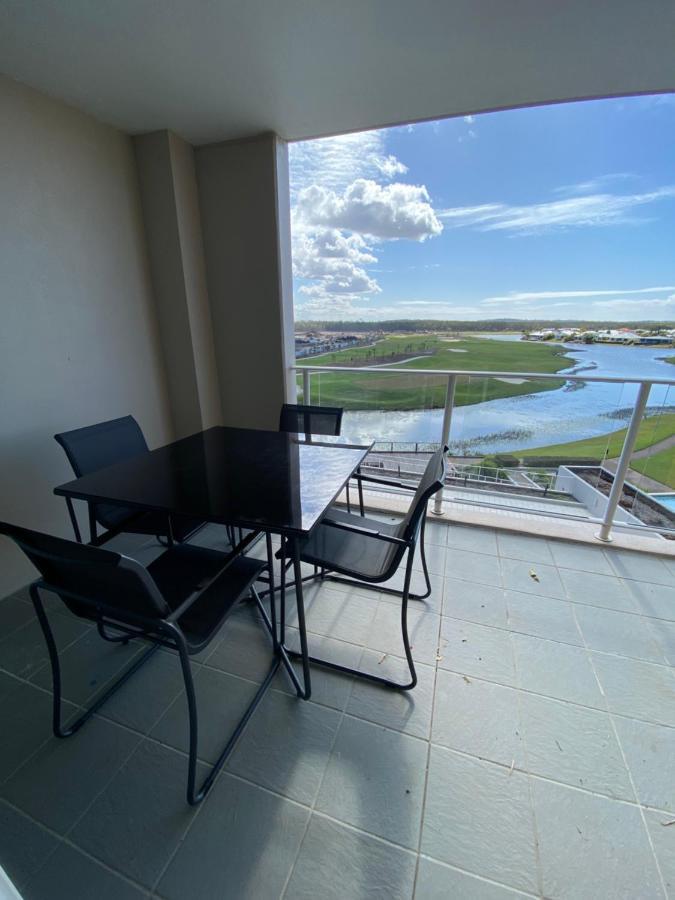 Pelican Waters Resort One Bedroom Apartment Buitenkant foto